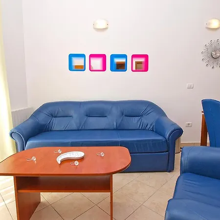 Romina 910 Apartament