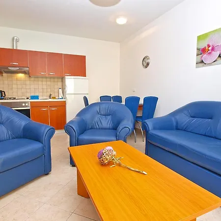 Romina 910 Apartament *