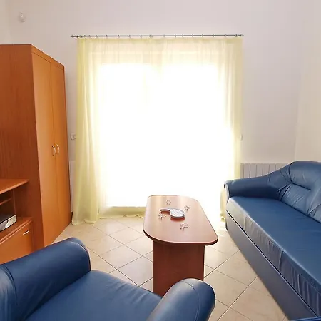 Romina 910 Apartament *